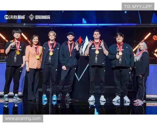 皇冠电竞打造顶级电竞赛事，汇聚全球电竞精英共创辉煌未来